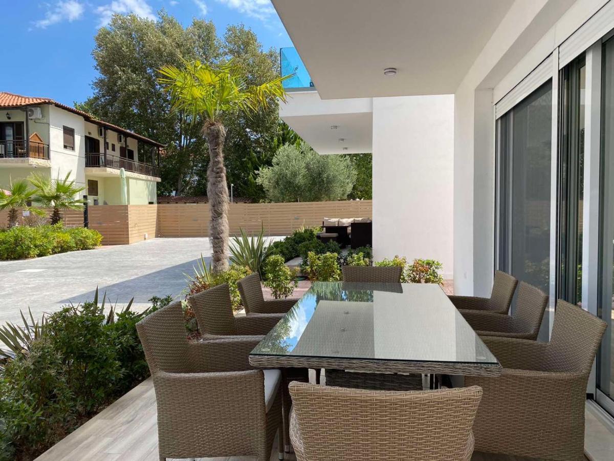 Acrotel Porto Brava Luxury Villas ออร์โมส ปานากีอาส ภายนอก รูปภาพ