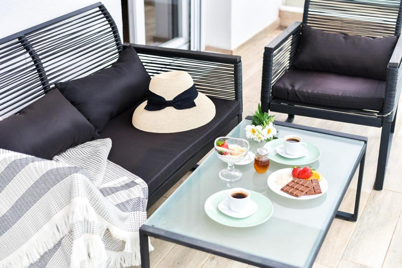 Acrotel Porto Brava Luxury Villas ออร์โมส ปานากีอาส ภายนอก รูปภาพ