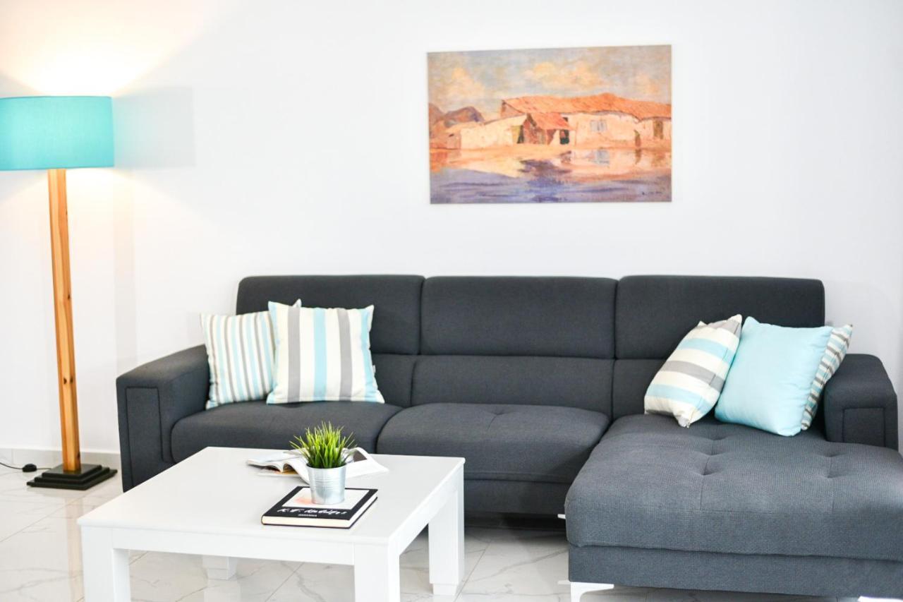 Acrotel Porto Brava Luxury Villas ออร์โมส ปานากีอาส ภายนอก รูปภาพ