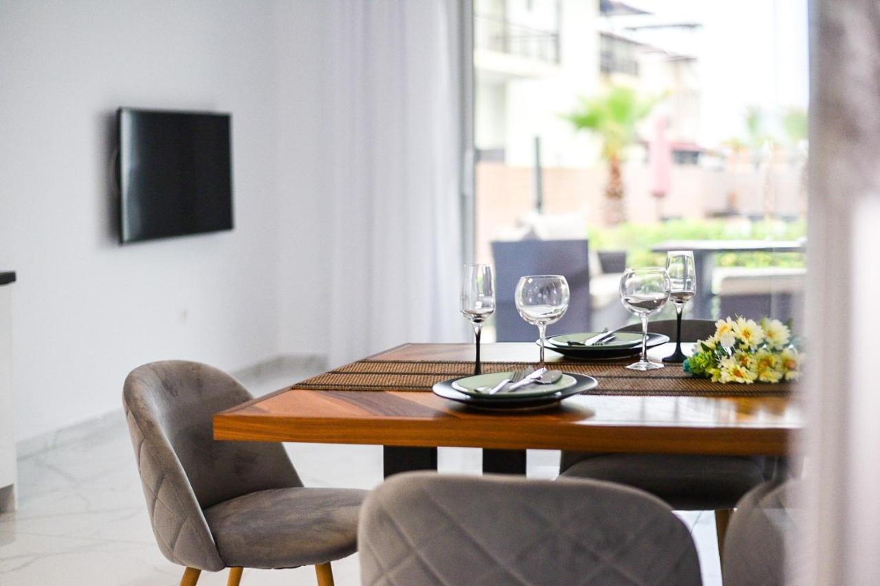 Acrotel Porto Brava Luxury Villas ออร์โมส ปานากีอาส ภายนอก รูปภาพ