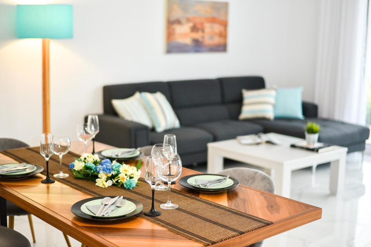 Acrotel Porto Brava Luxury Villas ออร์โมส ปานากีอาส ภายนอก รูปภาพ